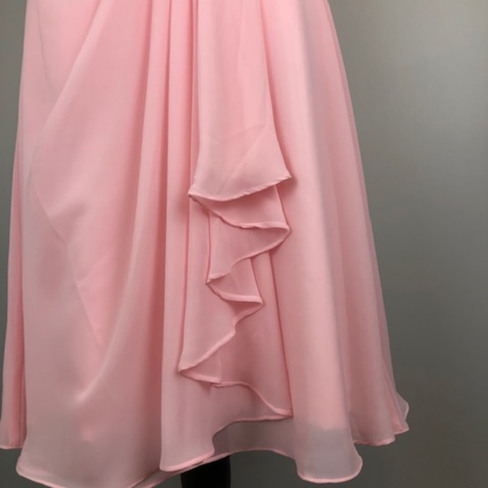 💥Host Pick💥Bridesmaid Dress With Cascading Ruffles .Sz 6 - Picture 10 of 15